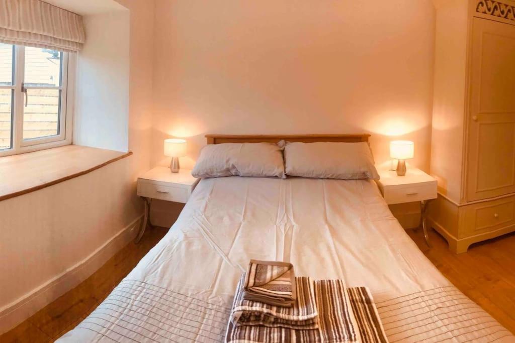 Unique Cornish Cottage Conversion Central Location Редрут Экстерьер фото