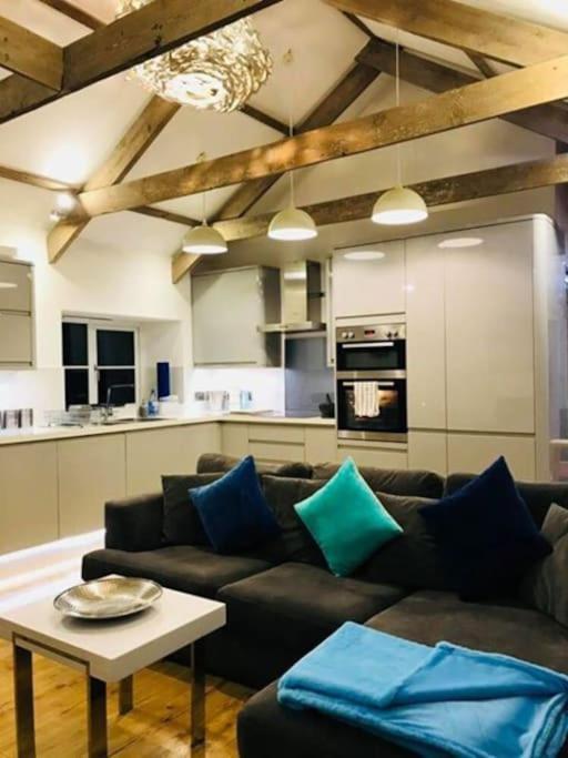 Unique Cornish Cottage Conversion Central Location Редрут Экстерьер фото
